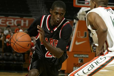 Men's Basketball Drops SSC Match-up To Lynn