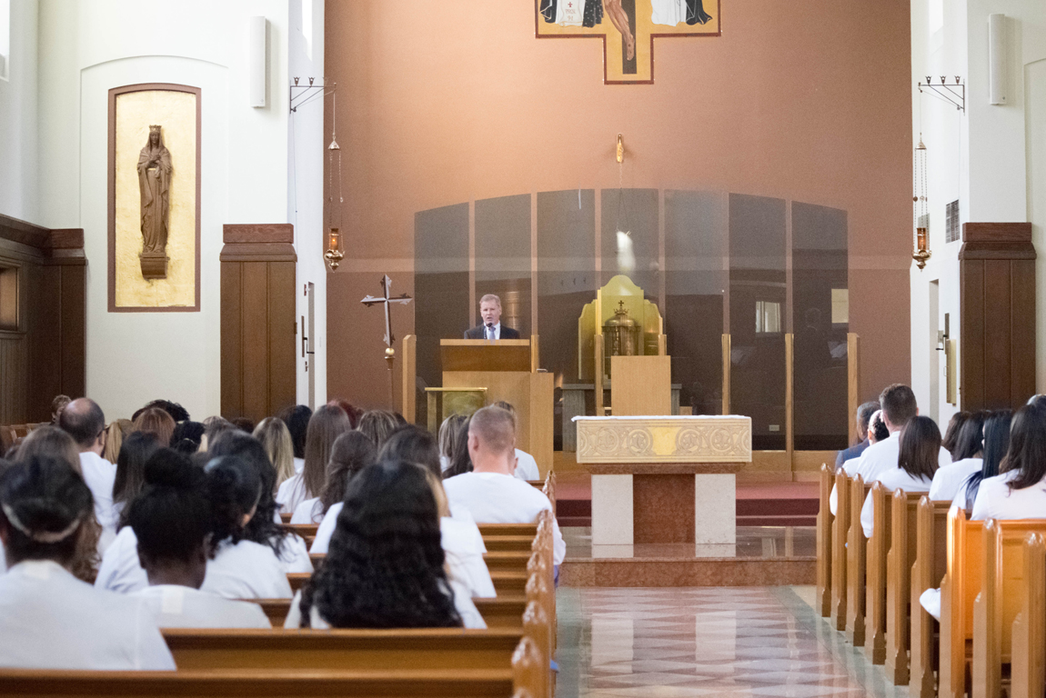 Undergraduate nursing program celebrates White Coat Ceremony